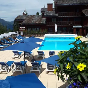 https://apt-with-garden-in-la-plagne.hotels-rhonealpes.com